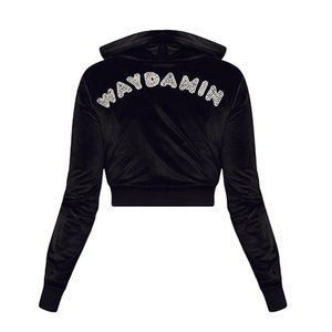 **NEVER WORN/TAGS INCLUDED** WAYDAMIN BLACK JAYLO VELOUR SET IN SIZE MEDIUM